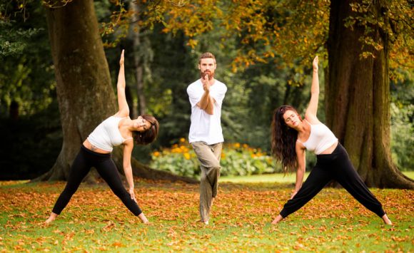 YOGA: una forma de vida, una ciencia milenaria, una tradición práctica universalmente válida